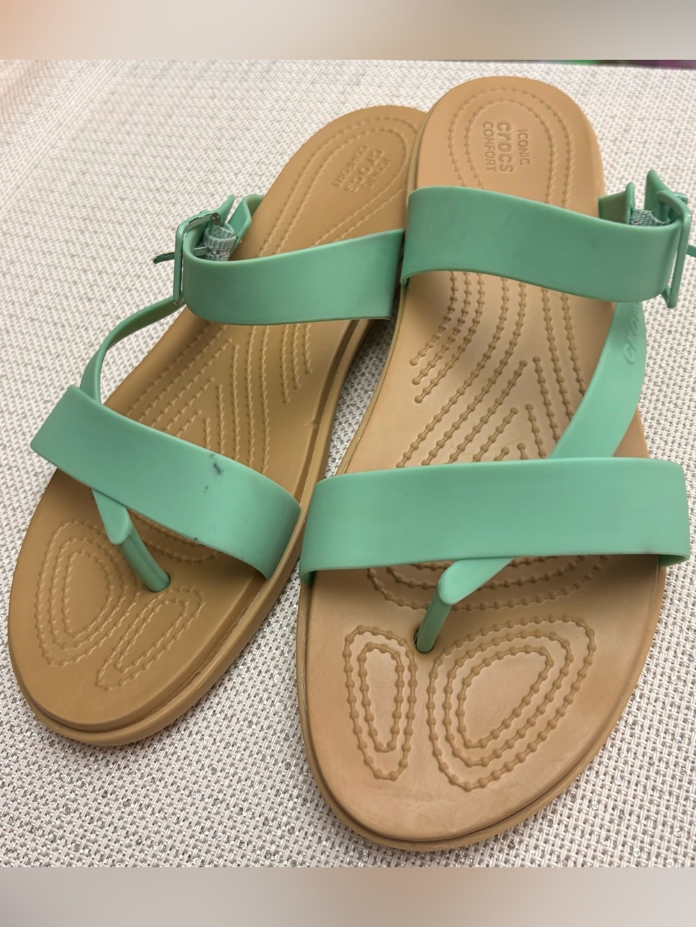 CROCS Women's Mint Green Double-Strap Sandals SIZE 11